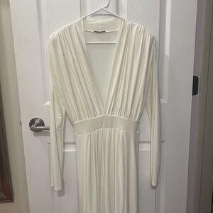 Elegant White Long Sleeve Dress